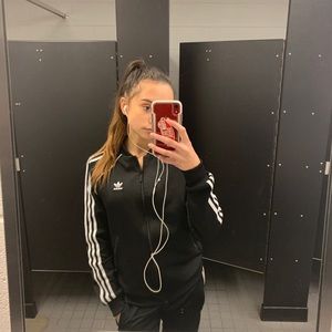 Meet your Posher, Desiree